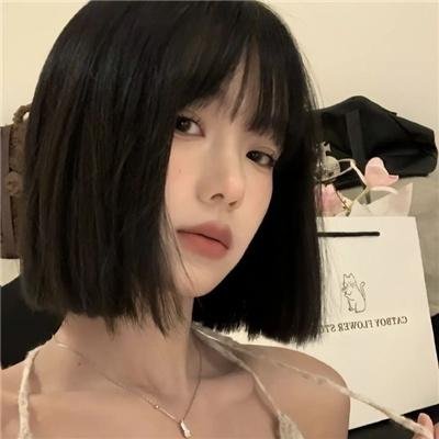 银杏飘落